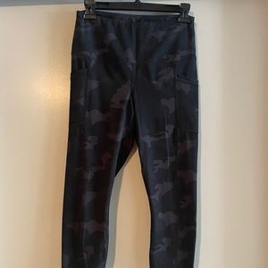 90 Degree by Reflex womens camo leggings M
